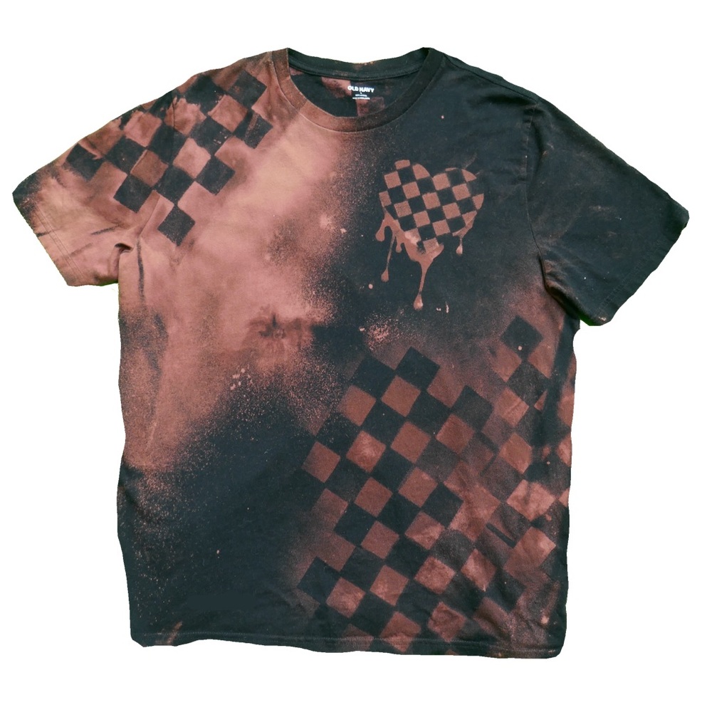 Checkered bleeding heart shirt unisex large